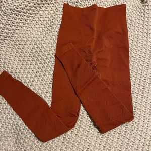 Balance Athletica Energy Pant- Amber- Size SMALL